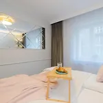 Shortstaypoland Sielecka *